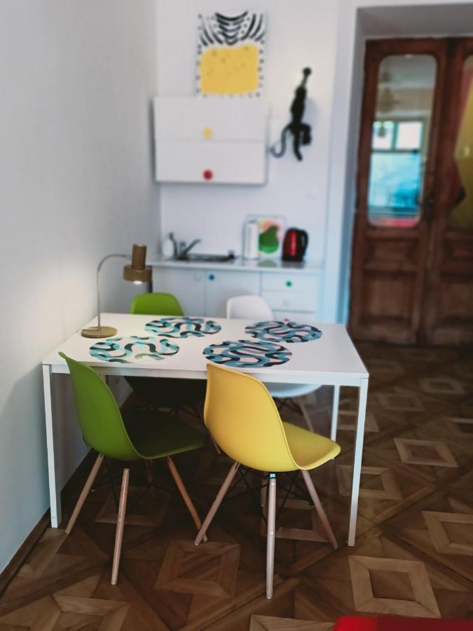 View To The Cracow Basic Apartment Krakow Ngoại thất bức ảnh