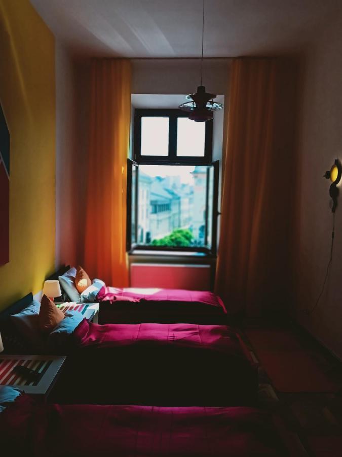 View To The Cracow Basic Apartment Krakow Ngoại thất bức ảnh