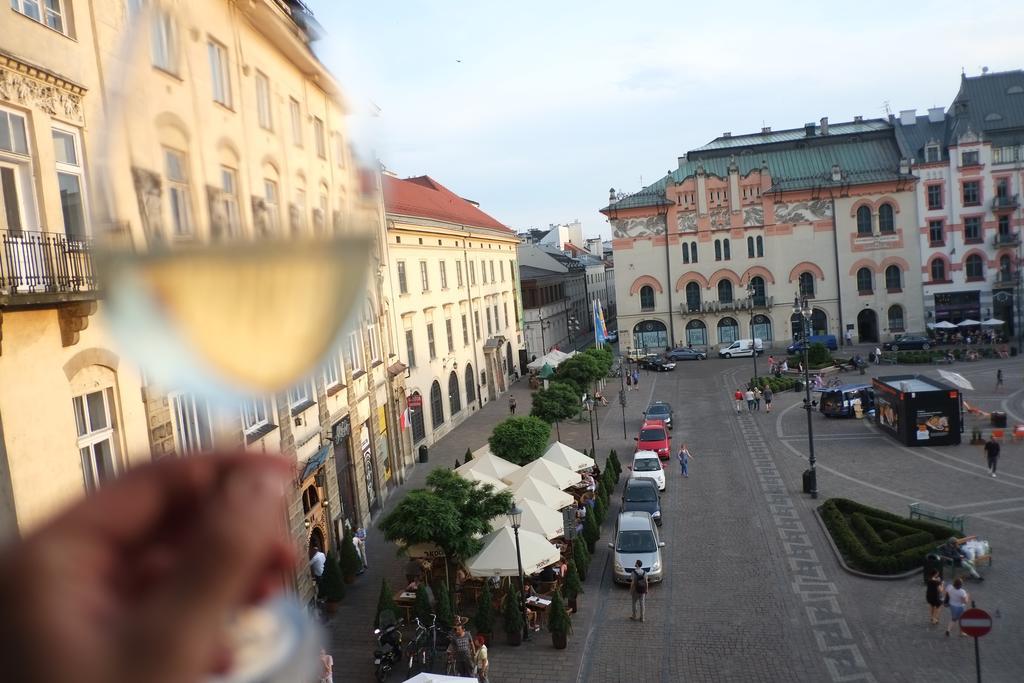 View To The Cracow Basic Apartment Krakow Ngoại thất bức ảnh