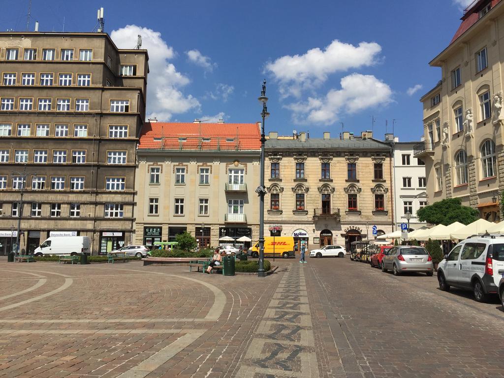 View To The Cracow Basic Apartment Krakow Ngoại thất bức ảnh